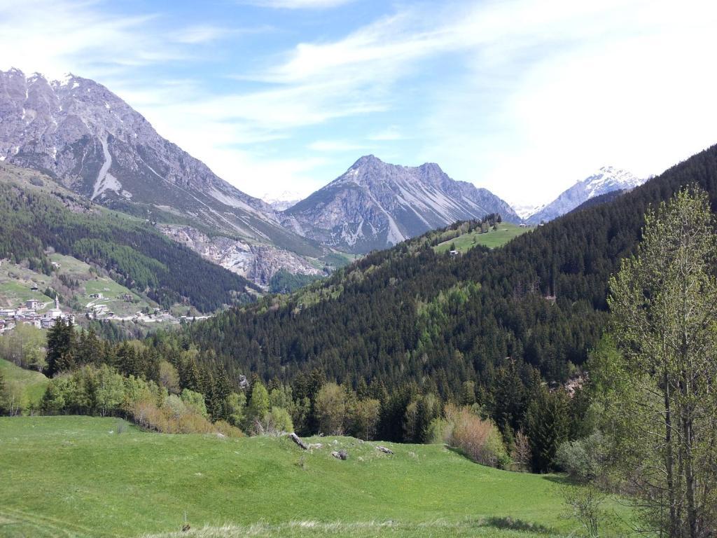 איזולצ'יה Hotel San Carlo, Tra Bormio E Livigno מראה חיצוני תמונה