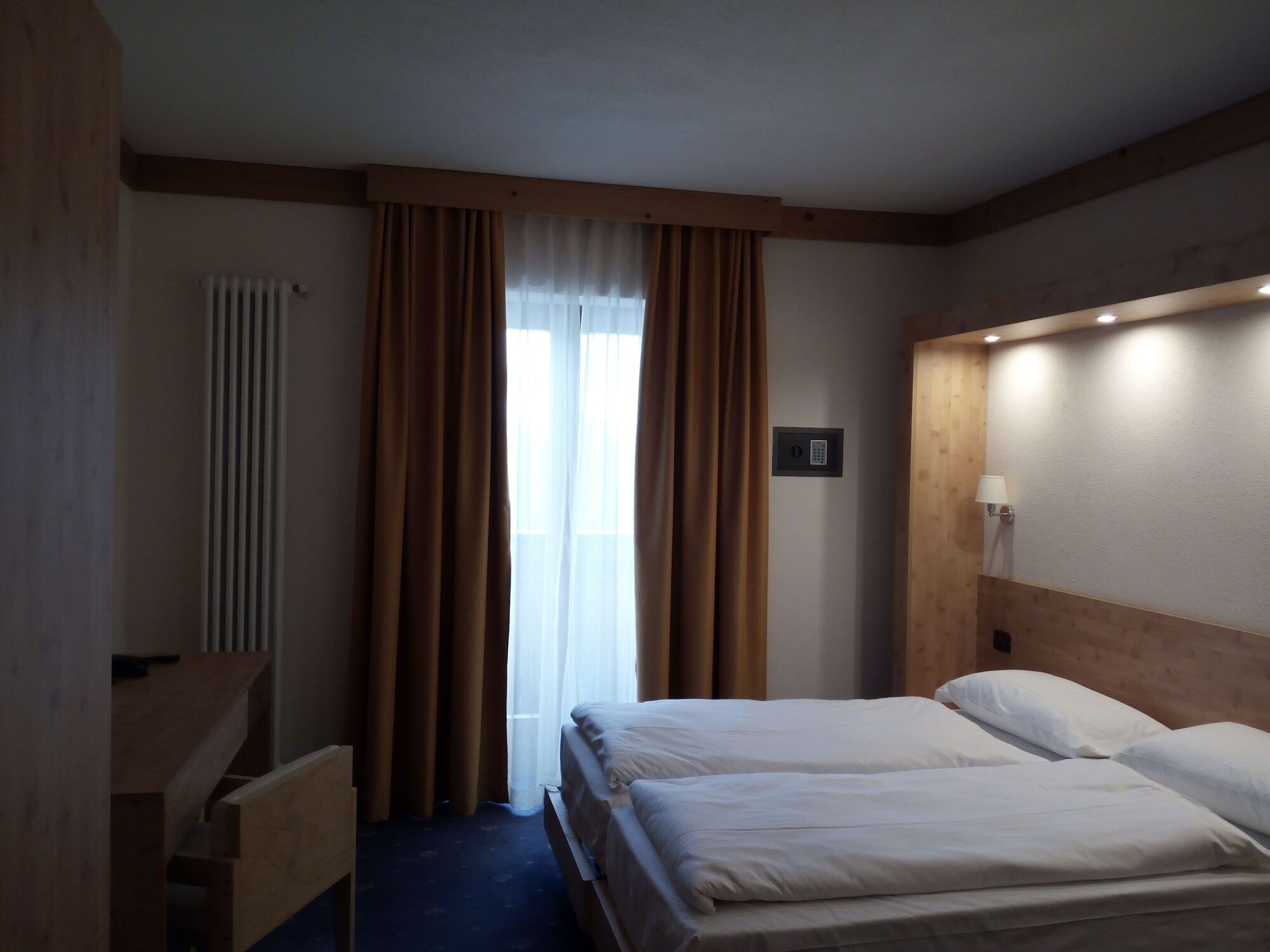 איזולצ'יה Hotel San Carlo, Tra Bormio E Livigno מראה חיצוני תמונה